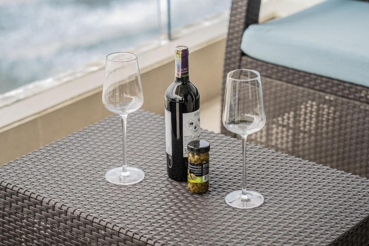 2br Beachfront Murano Elite *