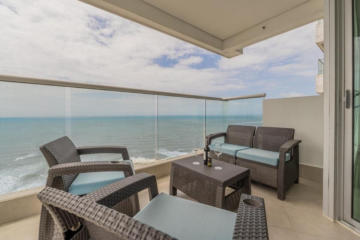 Apartamento 2br Beachfront Murano Elite Cartagena