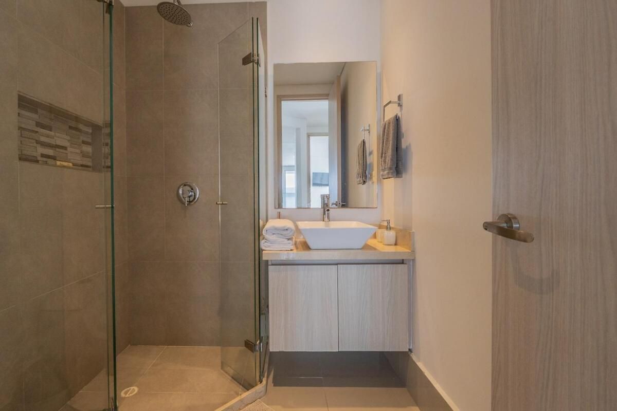 Apartamento 2br Beachfront Murano Elite Cartagena