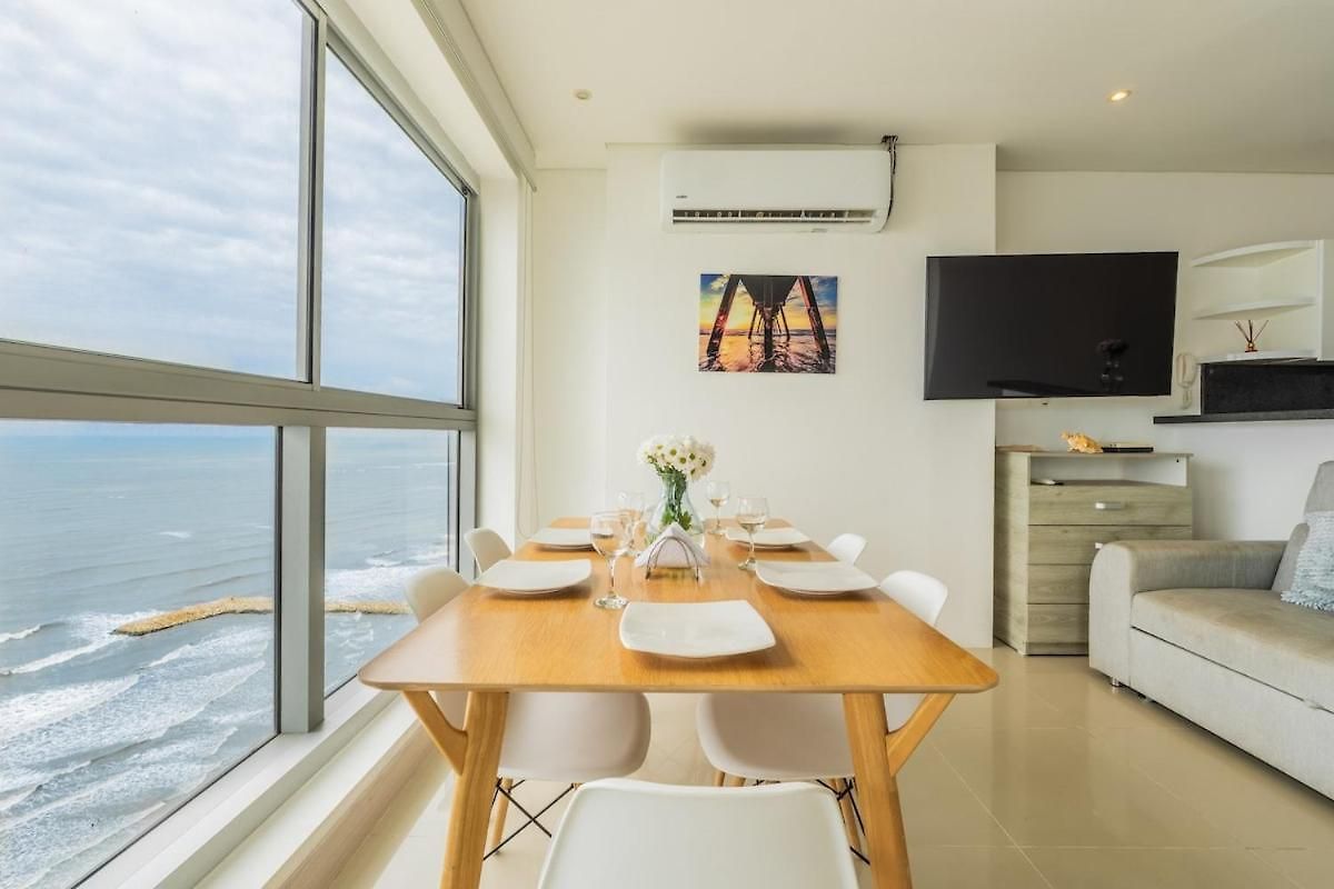 2br Beachfront Murano Elite Apartamento