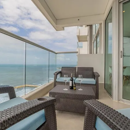 2br Beachfront Murano Elite * Cartagena