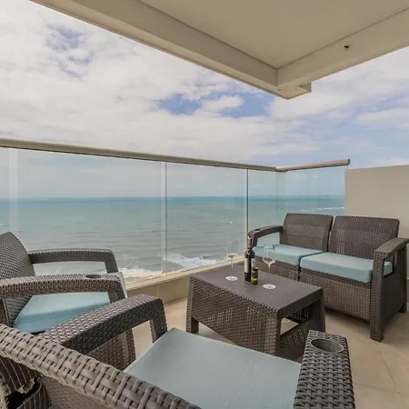 Apartment 2br Beachfront Murano Elite Cartagena